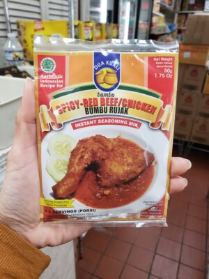 Dua kuali bumbu rujak